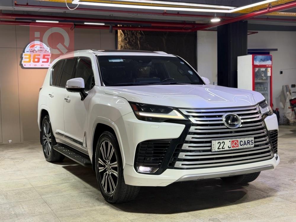 Lexus LX